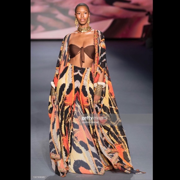 Wild Animal Print Kaftan, & Wide-Legged Pants Set! - Picture 5 of 5